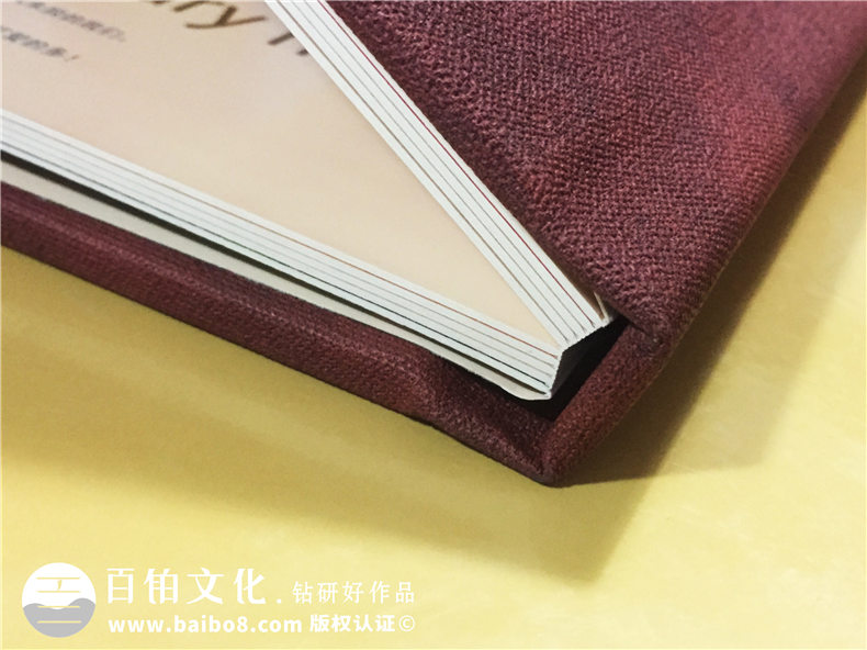 大學(xué)畢業(yè)紀念冊設(shè)計-班級留念冊制作